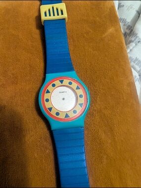 Vintage 1989 Designer AVON Big time Watch Blue Turquoise FSC 5158-1 Needs Batter